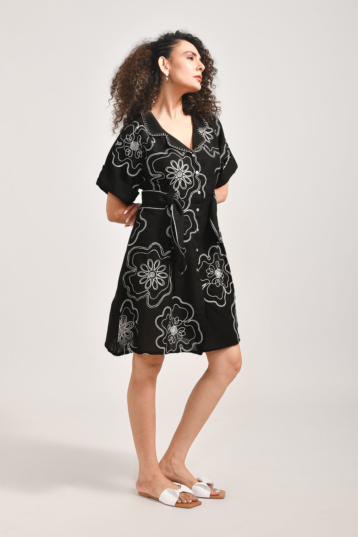 Classic Contrast Floral Cotton Dress