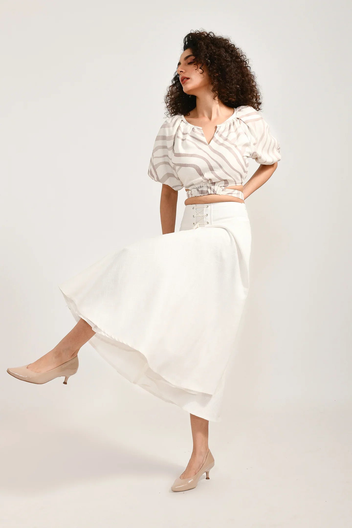Elegant Contrast Clothing Set - Meerabella